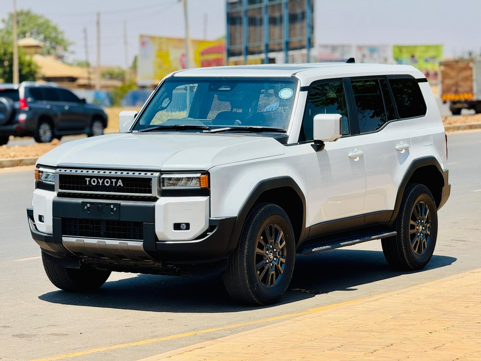 TOYOTA Land Cruiser Image