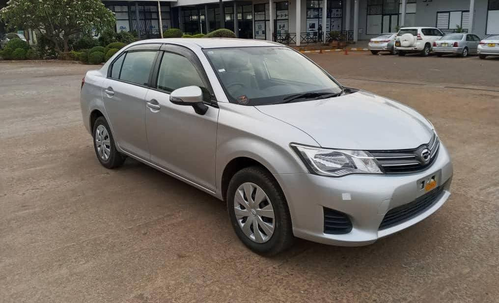 TOYOTA COROLLA AXIO Image