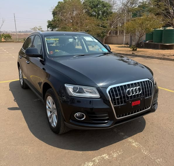 AUDI Q5 Image