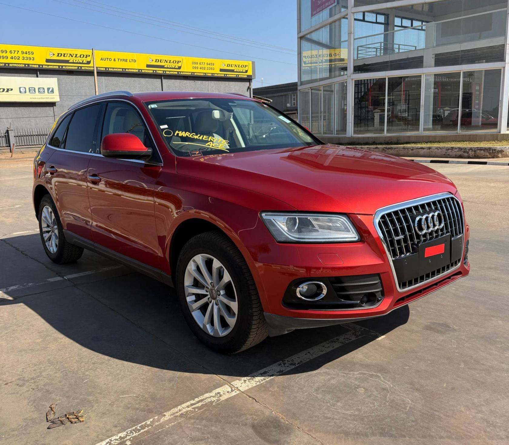 AUDI Q5 Image