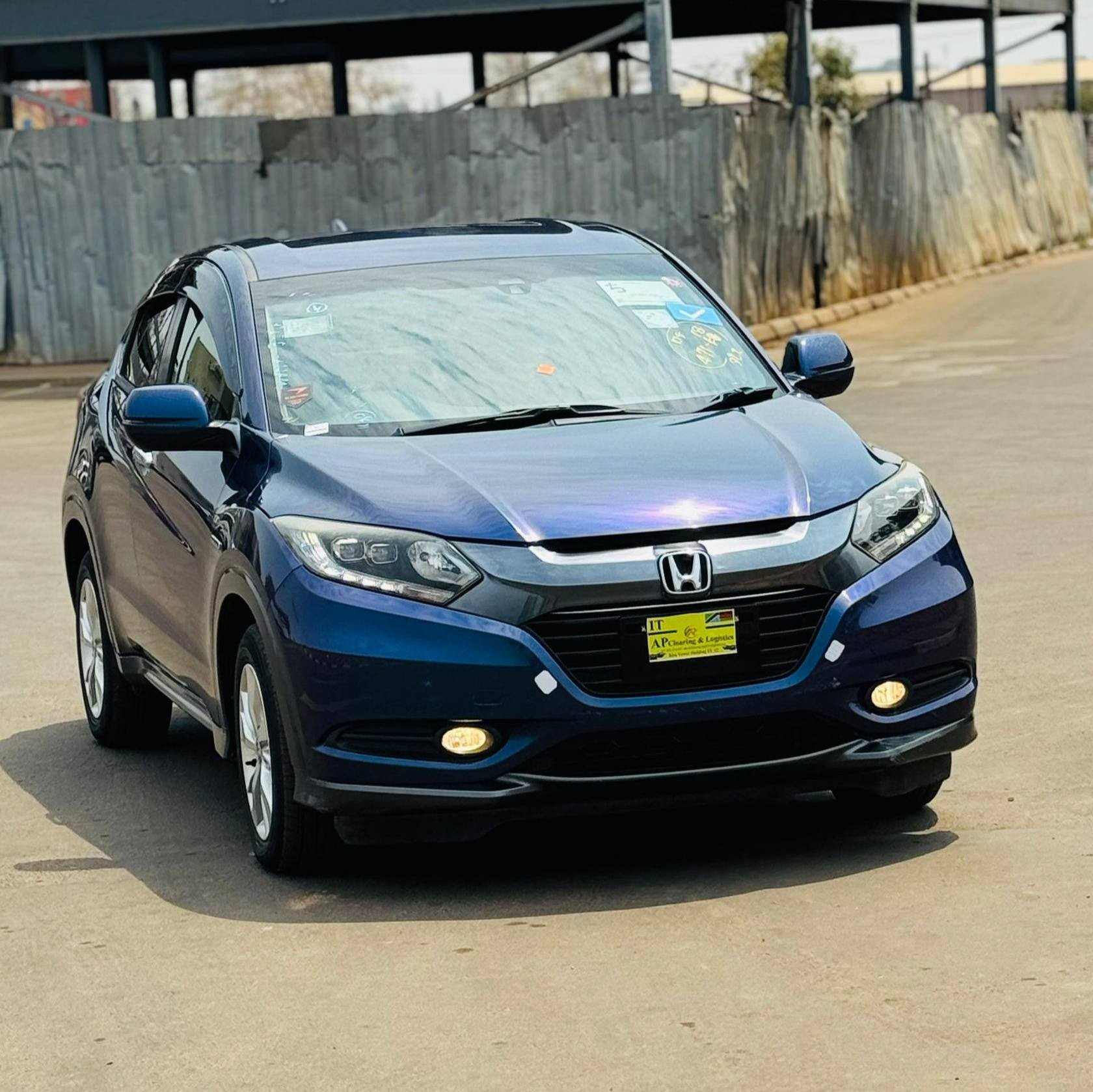 HONDA VEZEL HYBRID Image