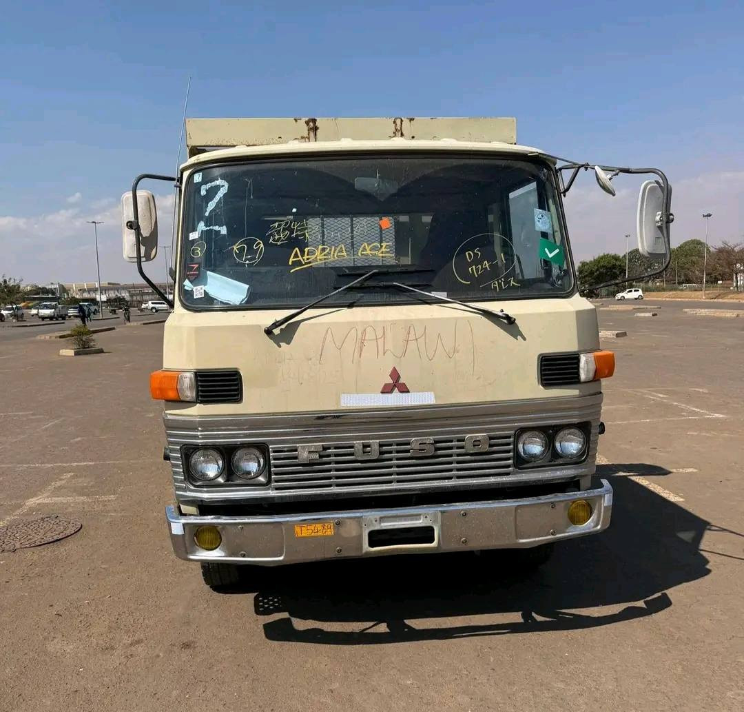 MITSUBISHI FUSO FIGHTER Image