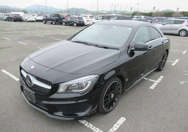 MERCEDES-BENZ CLA250 4matic Image