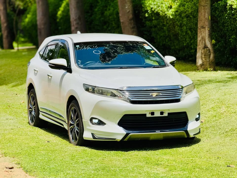 TOYOTA HARRIER Image